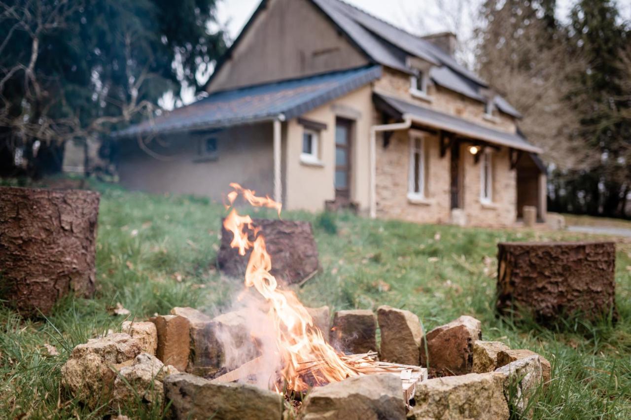 Cottage Breton - Gite De Charme En Centre Finistere Plonevez-du-Faou Экстерьер фото