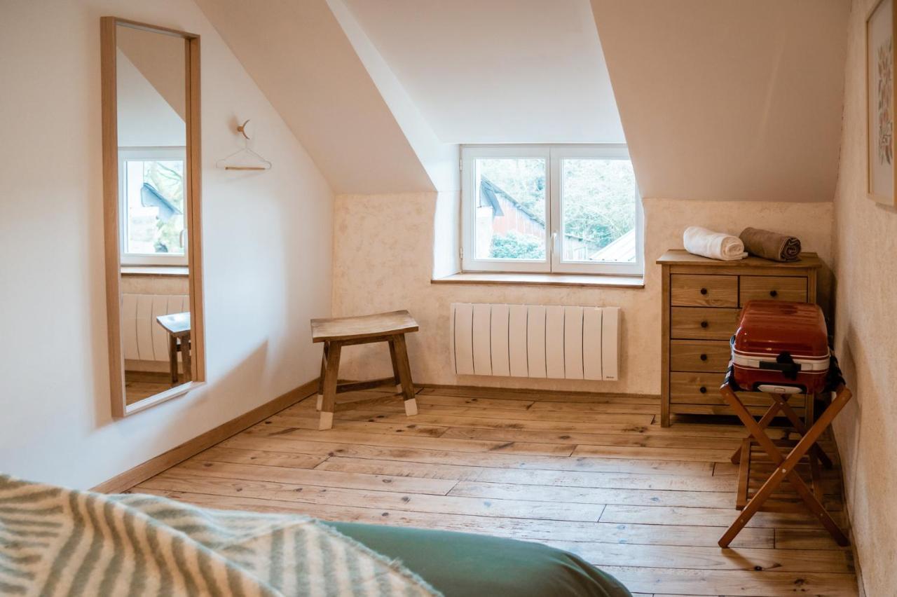 Cottage Breton - Gite De Charme En Centre Finistere Plonevez-du-Faou Экстерьер фото